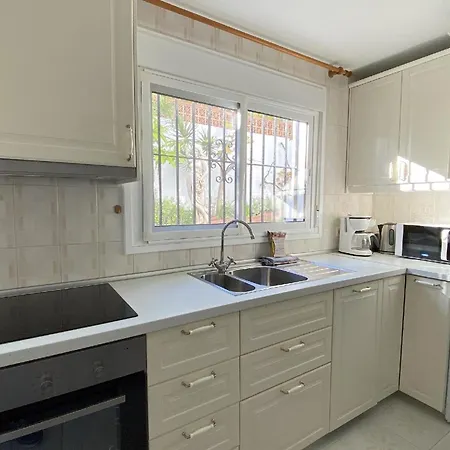 Fuer 3 Personen Ca 35 Qm In Nerja, Andalusien Costa Del Sol Nerja